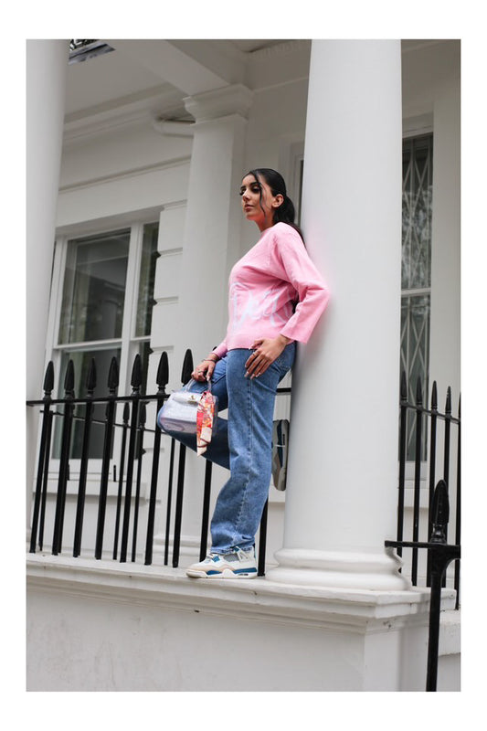 pink knitsweater